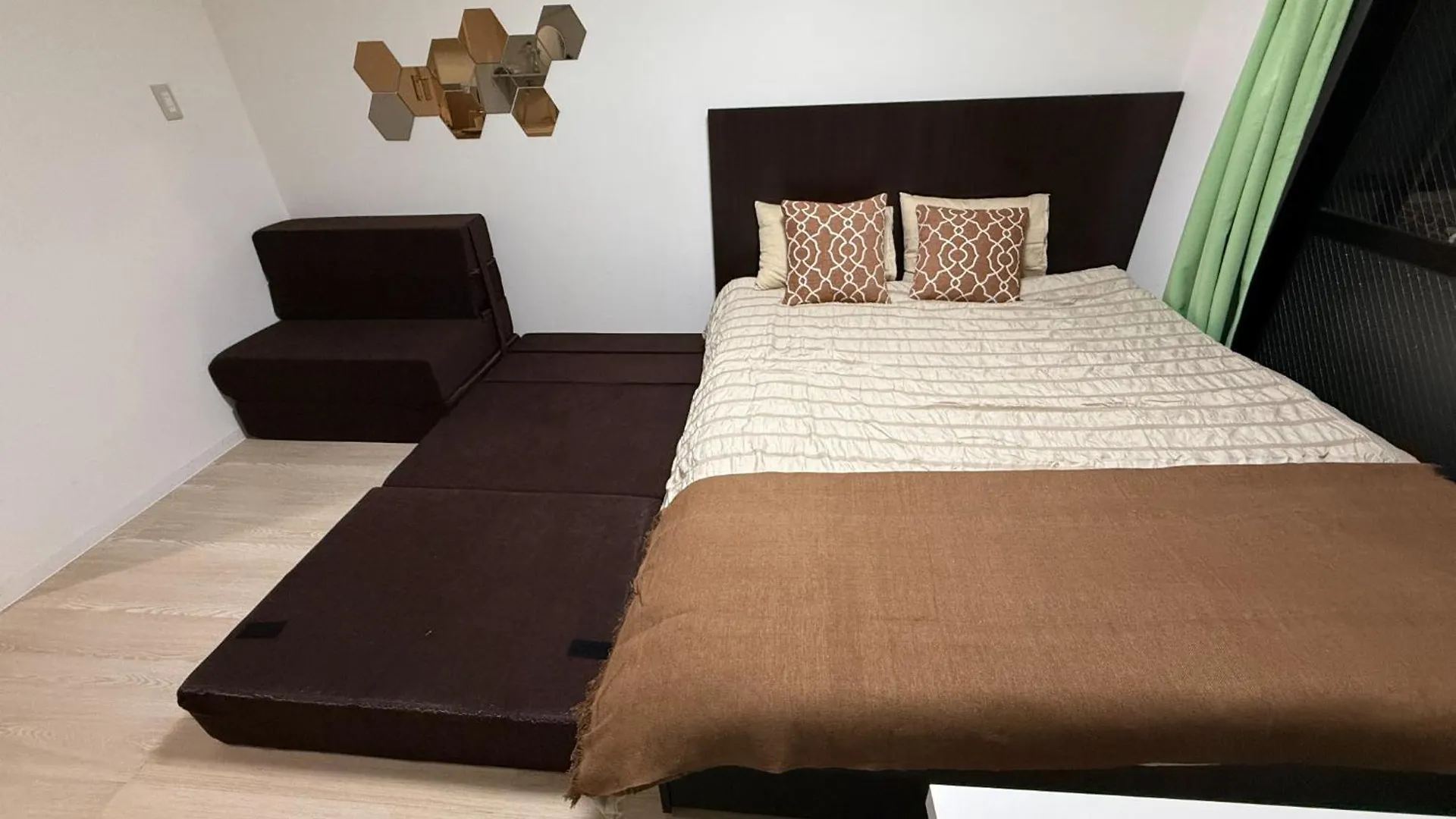 Town Court Hosoda 301 - Vacation Stay 53537V طوكيو شقة